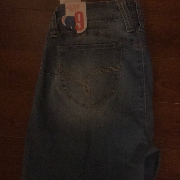 Ymi anklet jeans size 9 - Picture 2 of 4